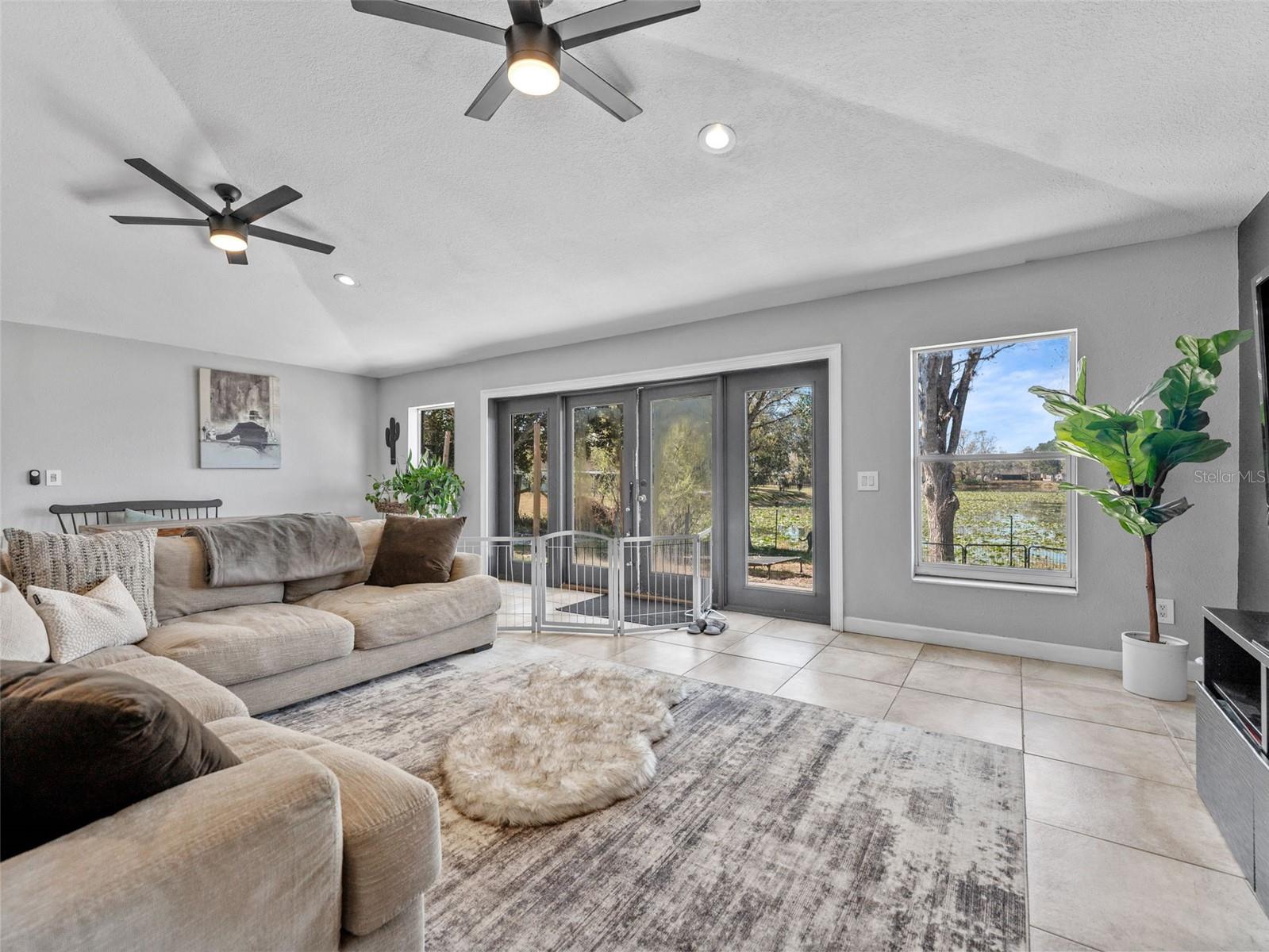 LIVINGSTON UNIT III A - Residential