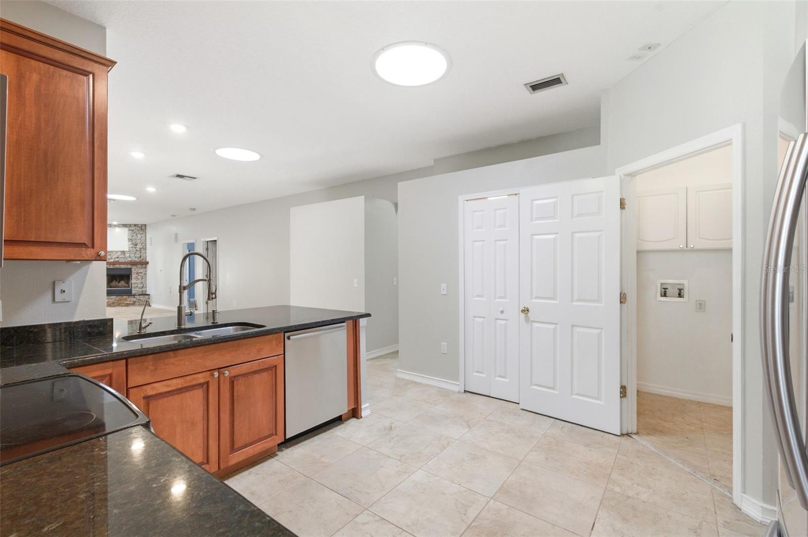 FOX WOOD PH 01 - Residential