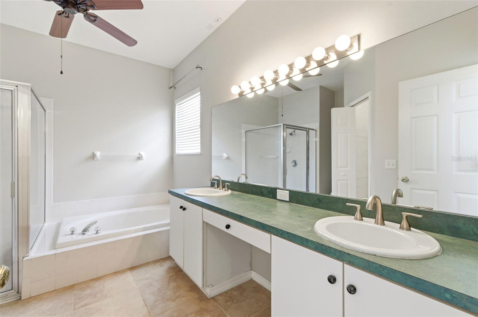 FOX WOOD PH 01 - Residential