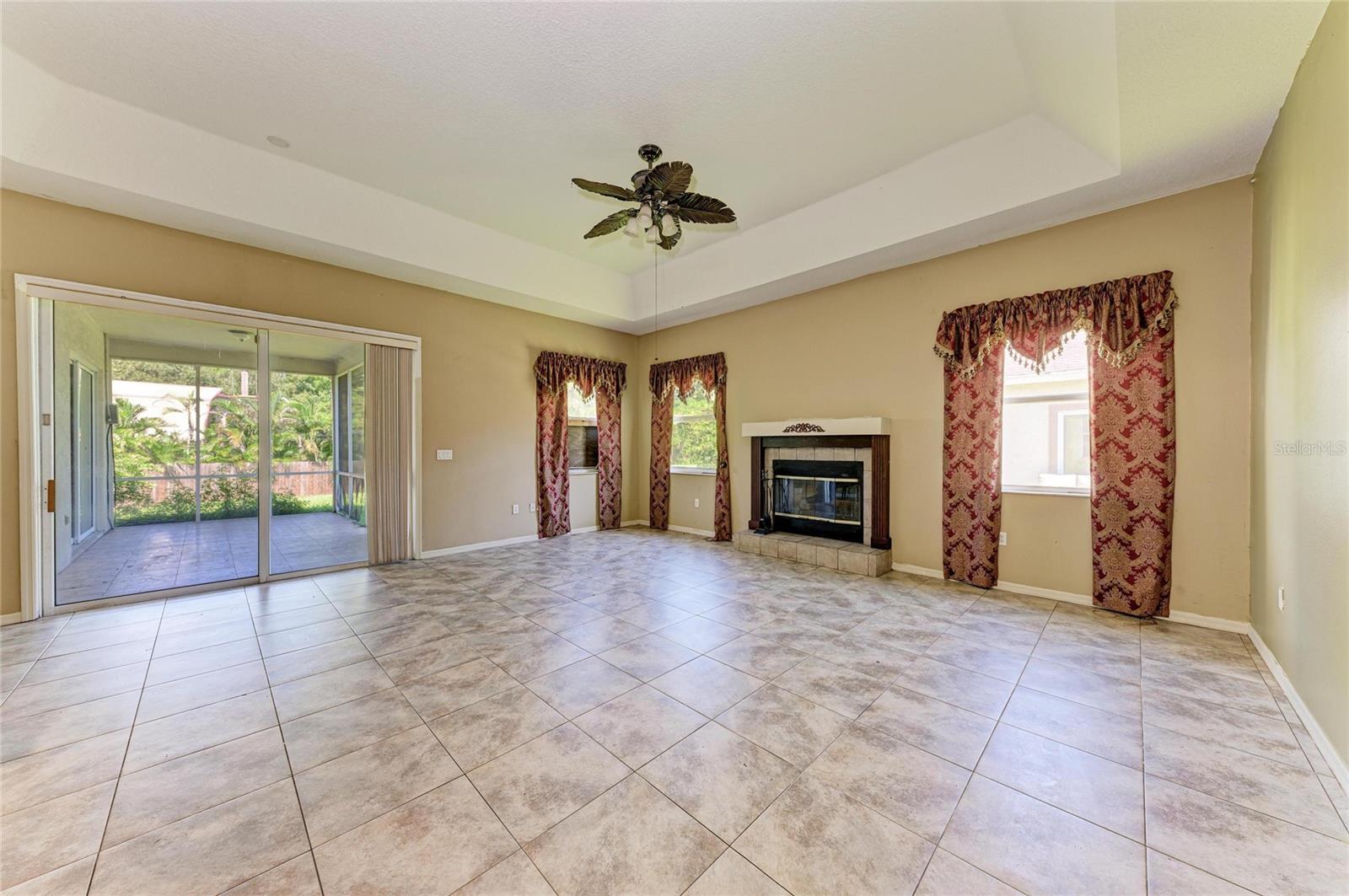 4510 BRAZILNUT AVENUE, SARASOTA, FL, 34234 4 4510 BRAZILNUT AVENUE