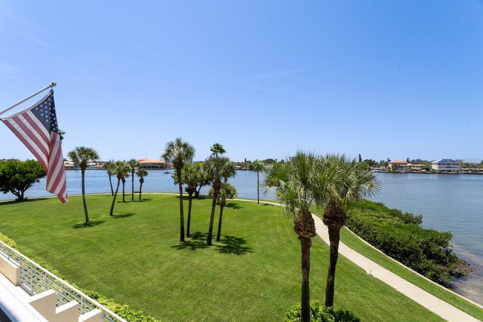 HARBOURSIDE CONDO - Residential