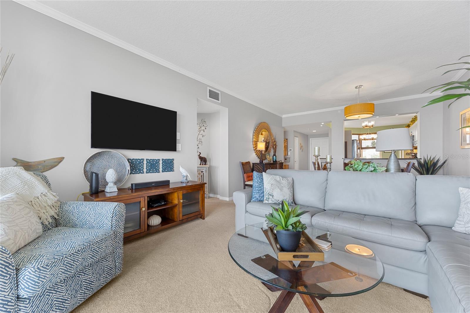 HARBOURSIDE CONDO - Residential