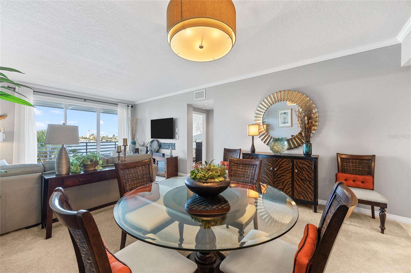 HARBOURSIDE CONDO - Residential