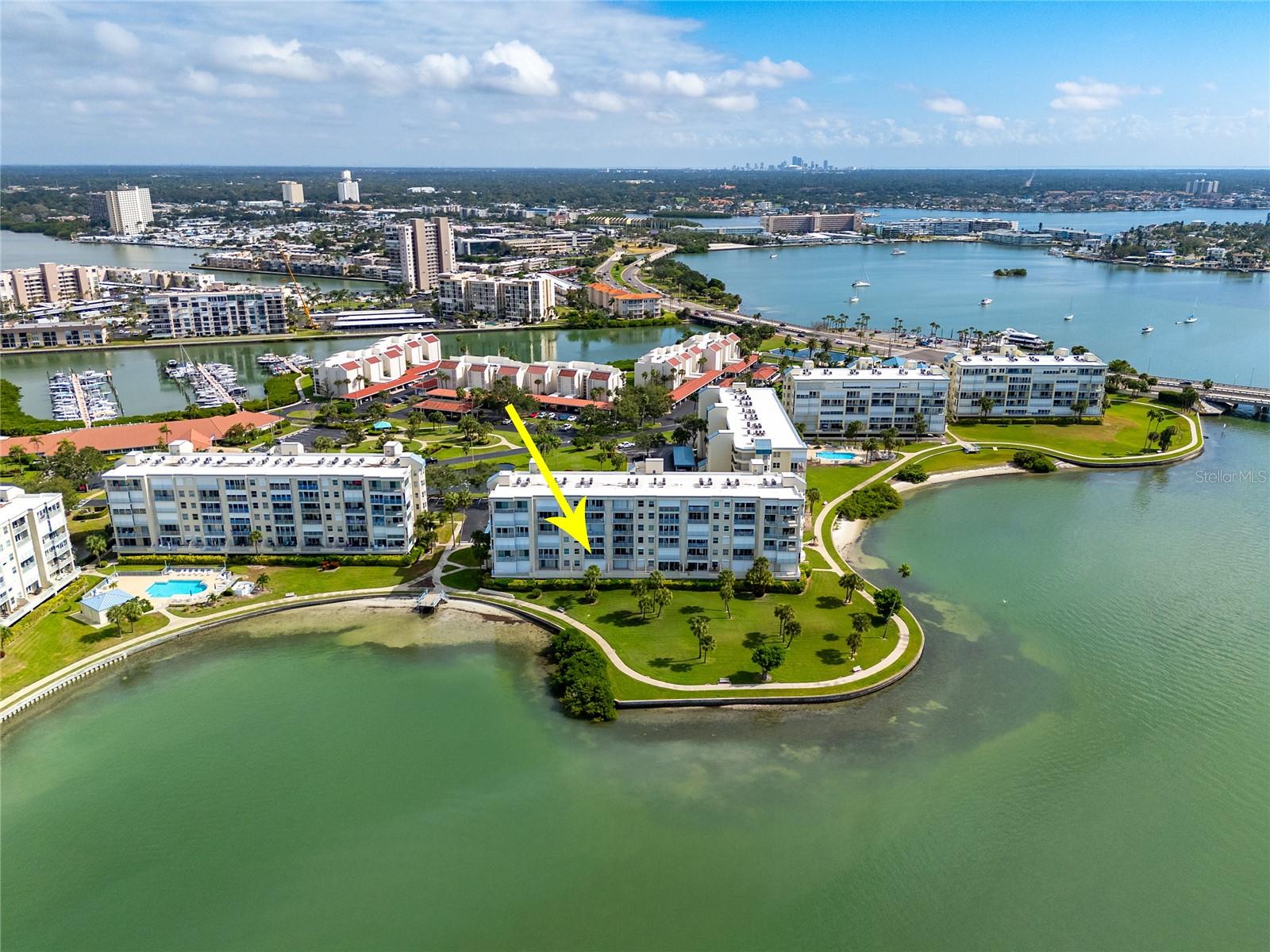 HARBOURSIDE CONDO - Residential