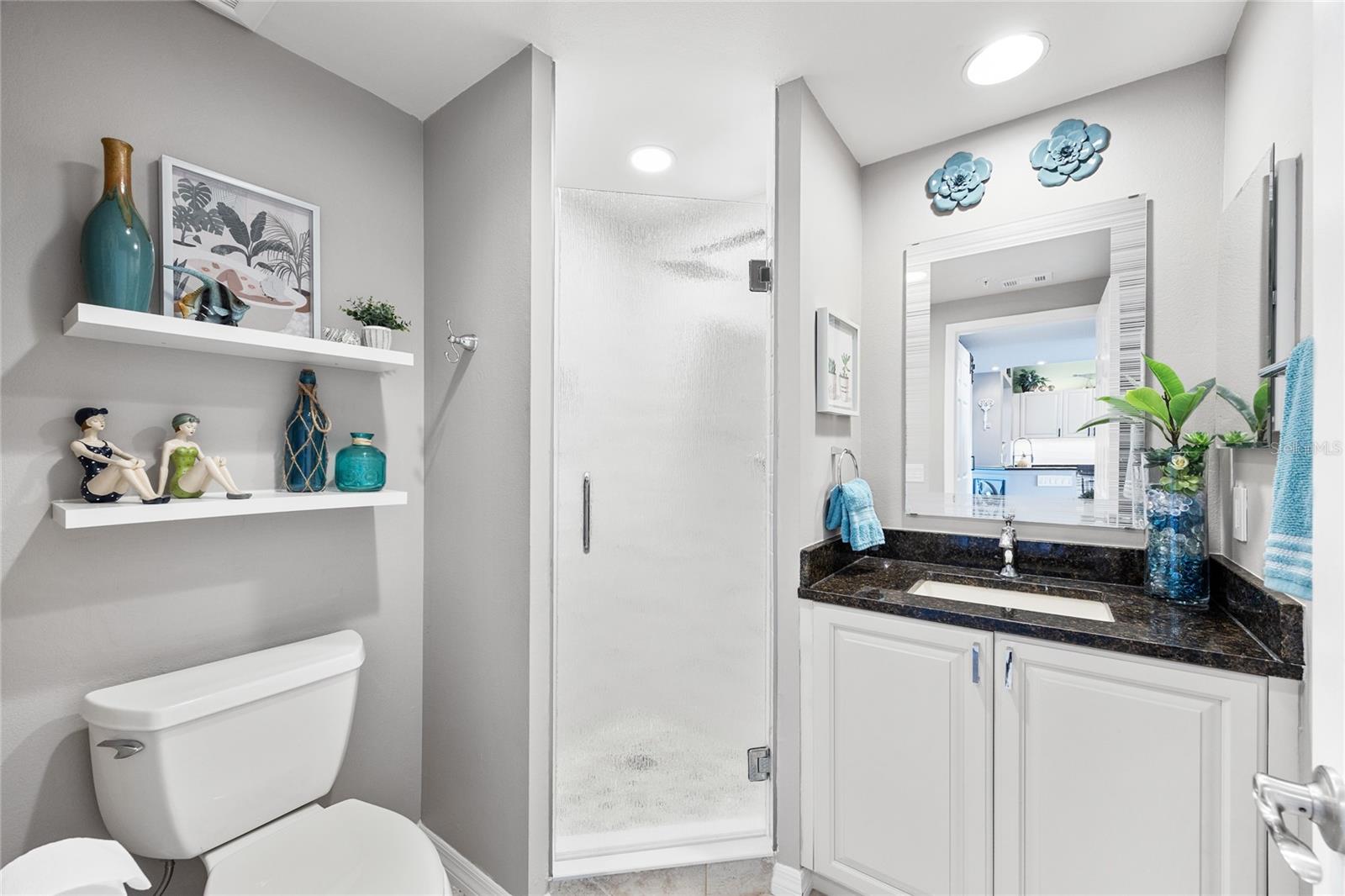 HARBOURSIDE CONDO - Residential