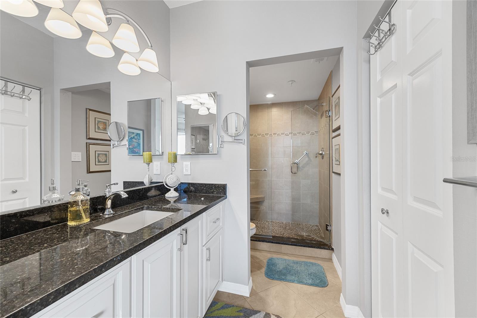 HARBOURSIDE CONDO - Residential