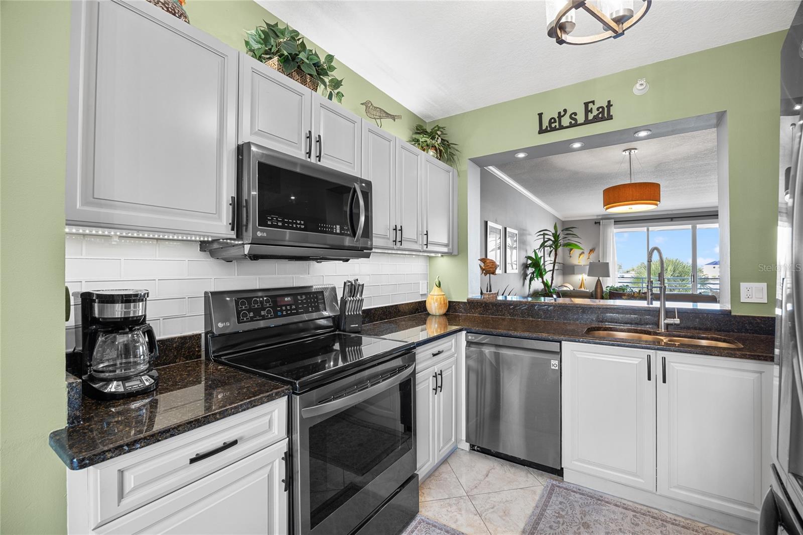 HARBOURSIDE CONDO - Residential