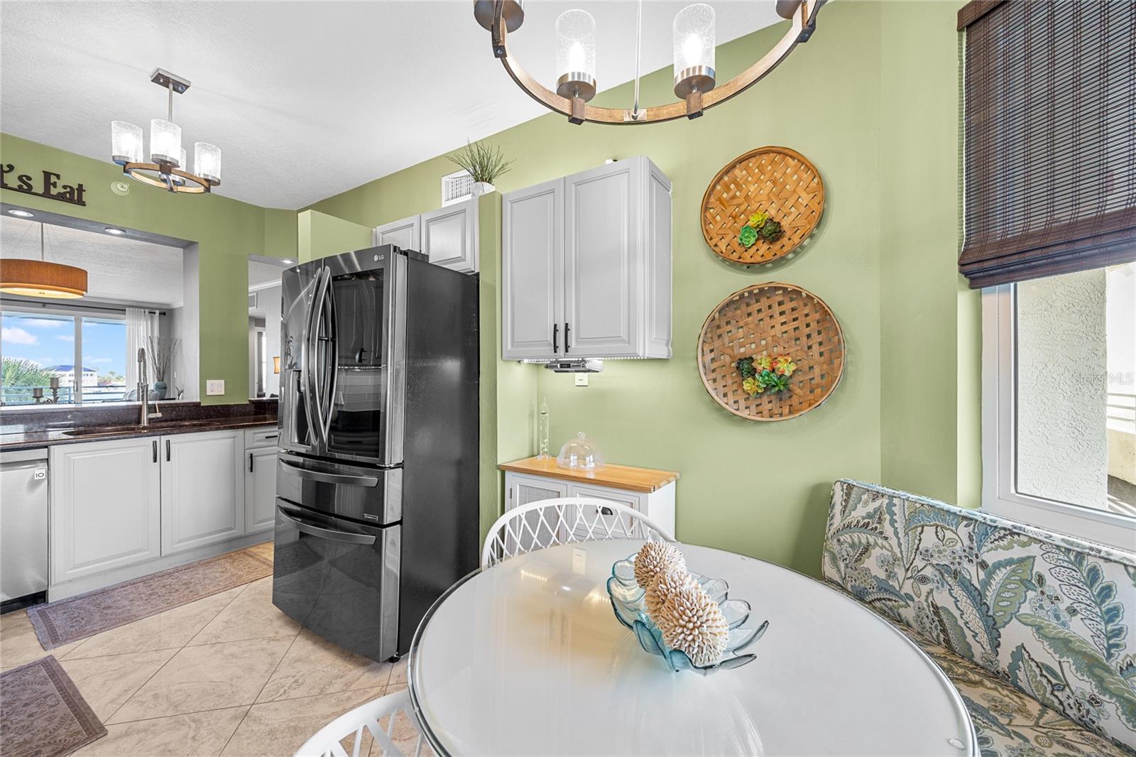 HARBOURSIDE CONDO - Residential