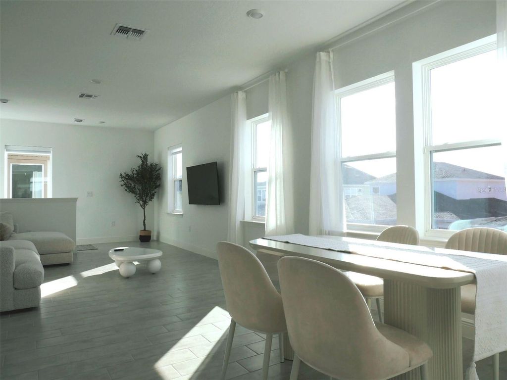 Photo of 10329 Peebles St, Orlando, FL 32827 (MLS # O6383927)