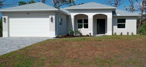 Photo of 7194 Pinedale Drive, Port Charlotte, FL 33981 (MLS # D6146606)