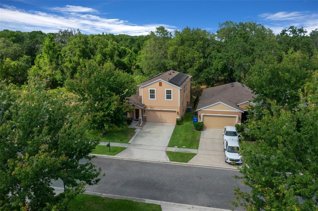 Photo of 5128 Grassy Knoll Drive, Tavares, FL 32778 (MLS # O6380765)