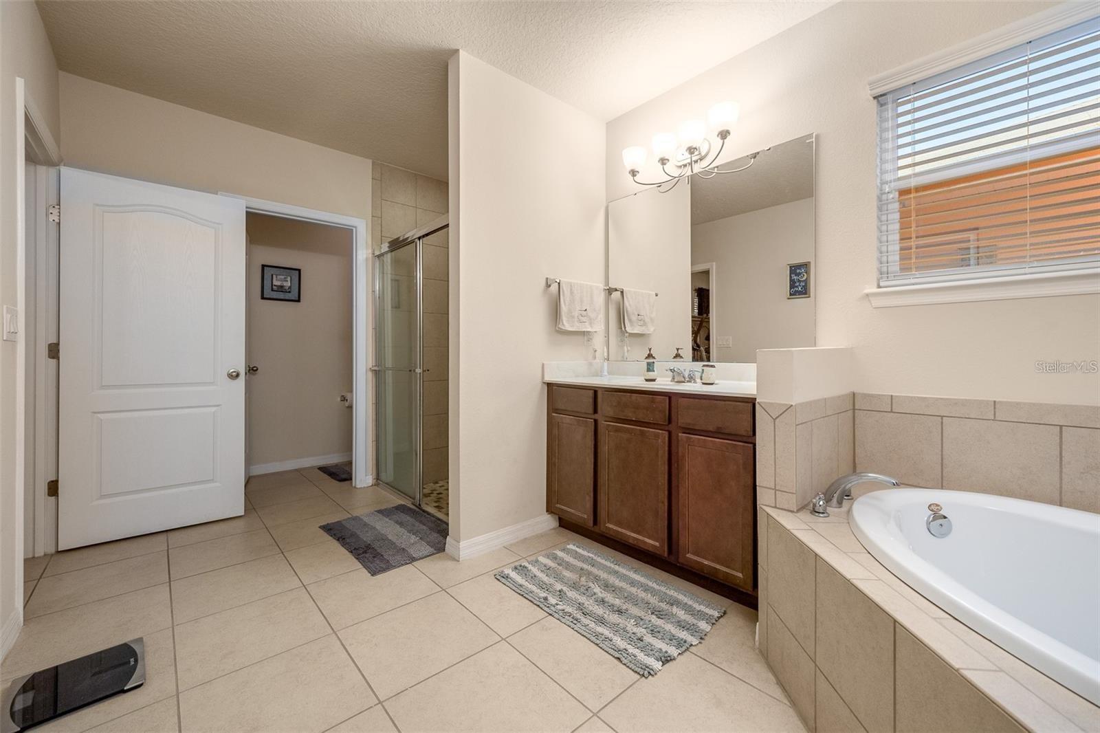 OAK BEND - Residential