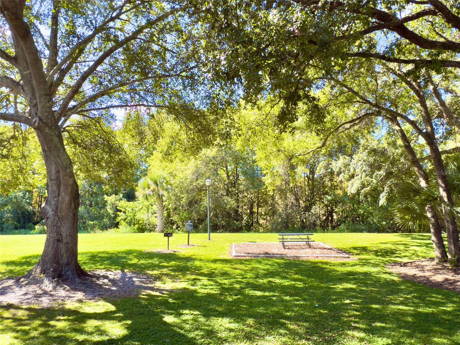 ARBORS OF SENDERA - Residential Lease