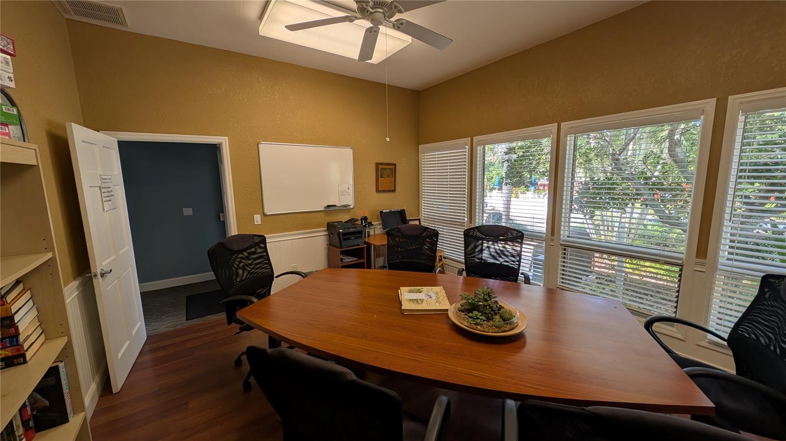 POINTE ALEXIS SOUTH - Residential