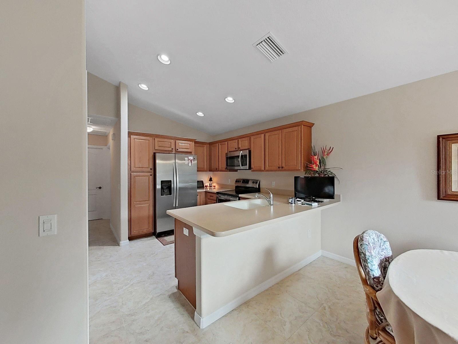 POINTE ALEXIS SOUTH - Residential