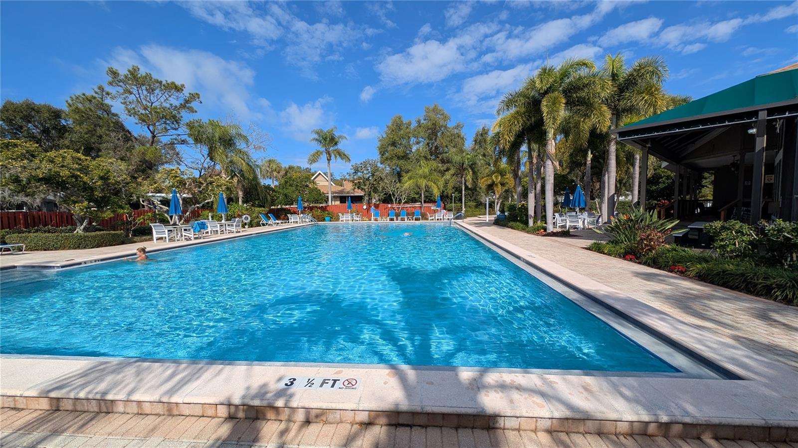 POINTE ALEXIS SOUTH - Residential