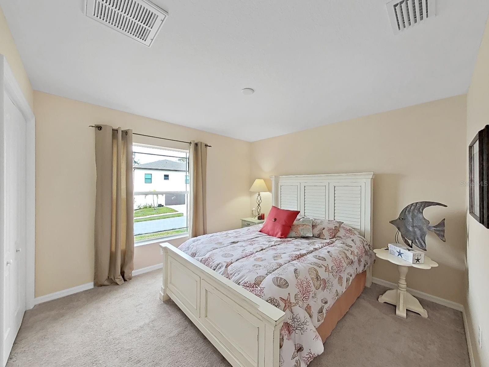 POINTE ALEXIS SOUTH - Residential