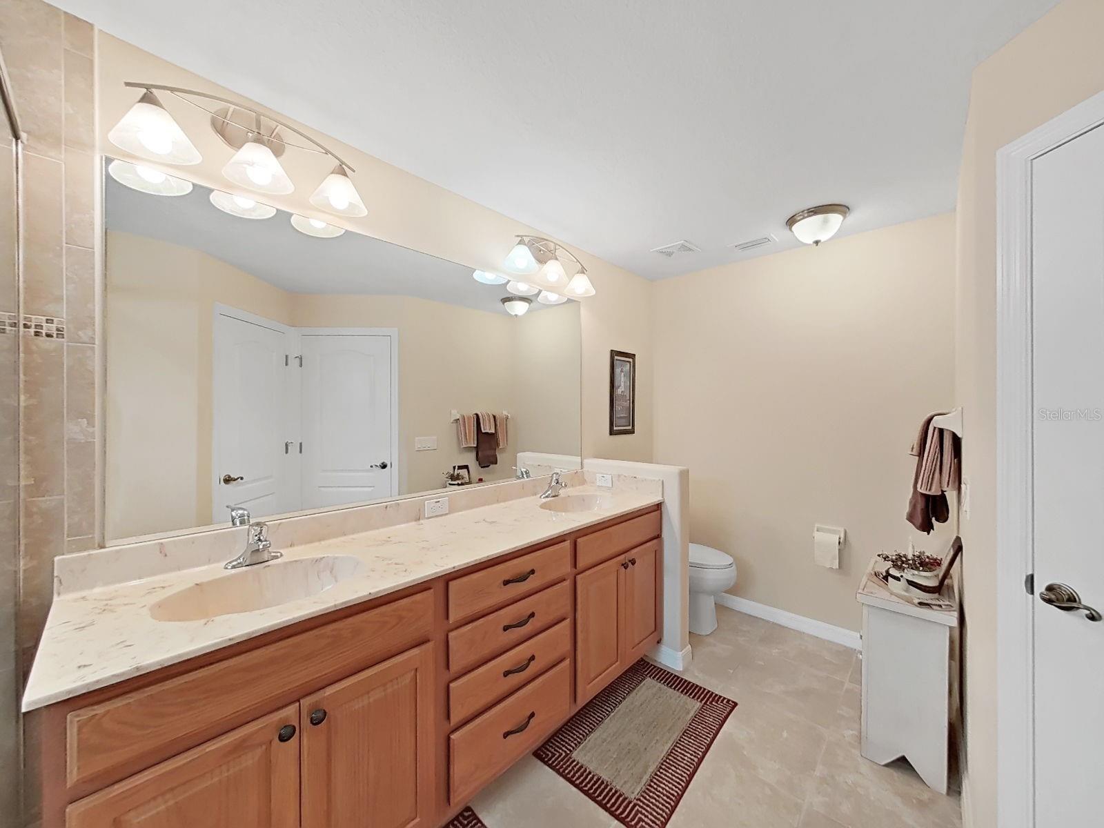 POINTE ALEXIS SOUTH - Residential