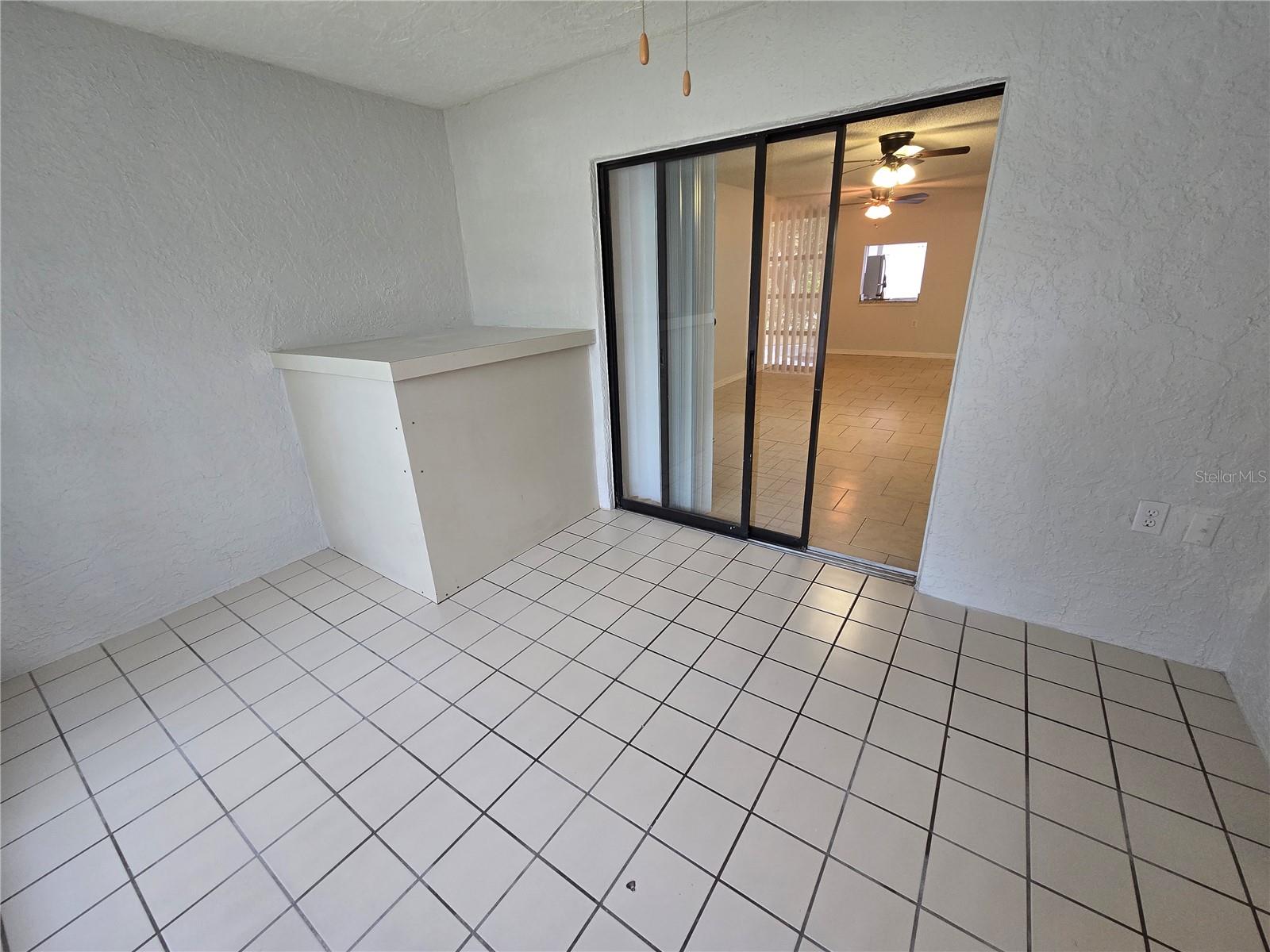 FOREST LAKE CONDO - Residential Lease