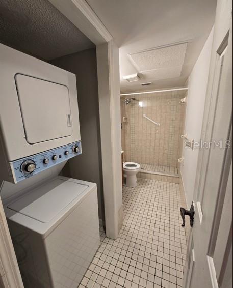 FOREST LAKE CONDO - Residential Lease