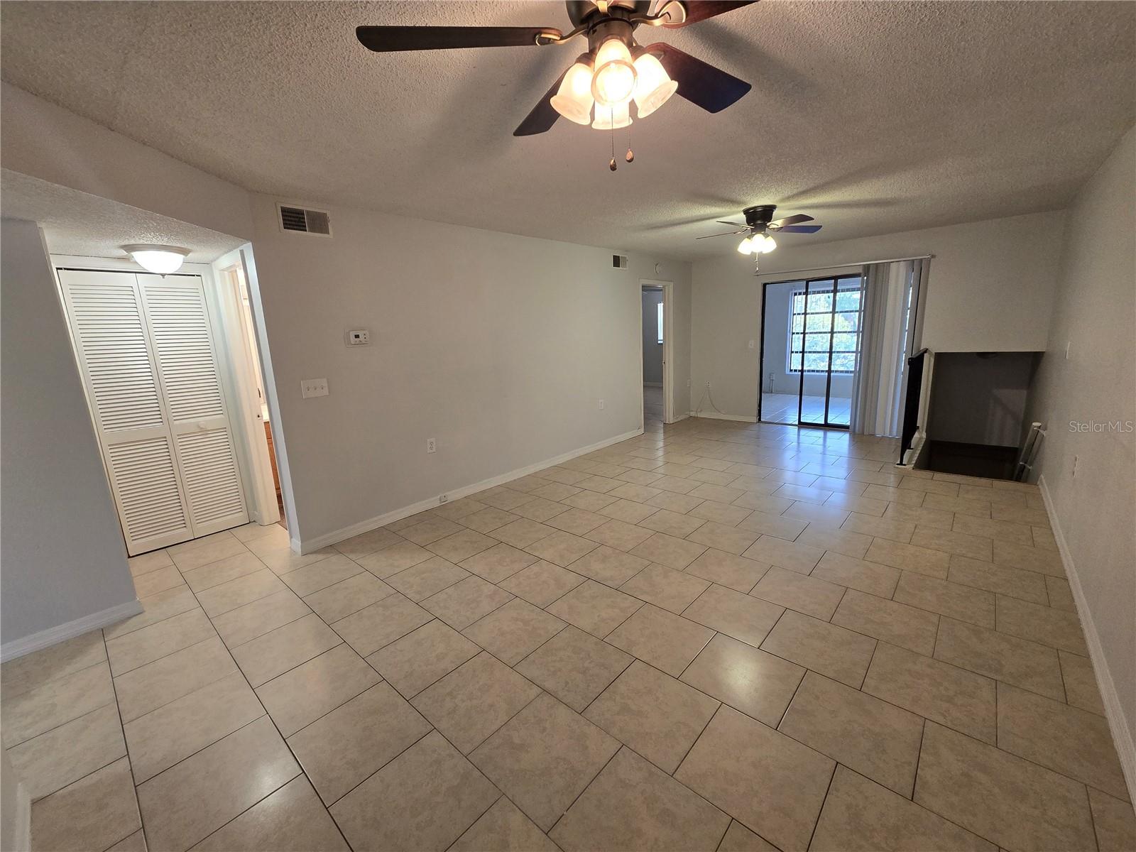 FOREST LAKE CONDO - Residential Lease