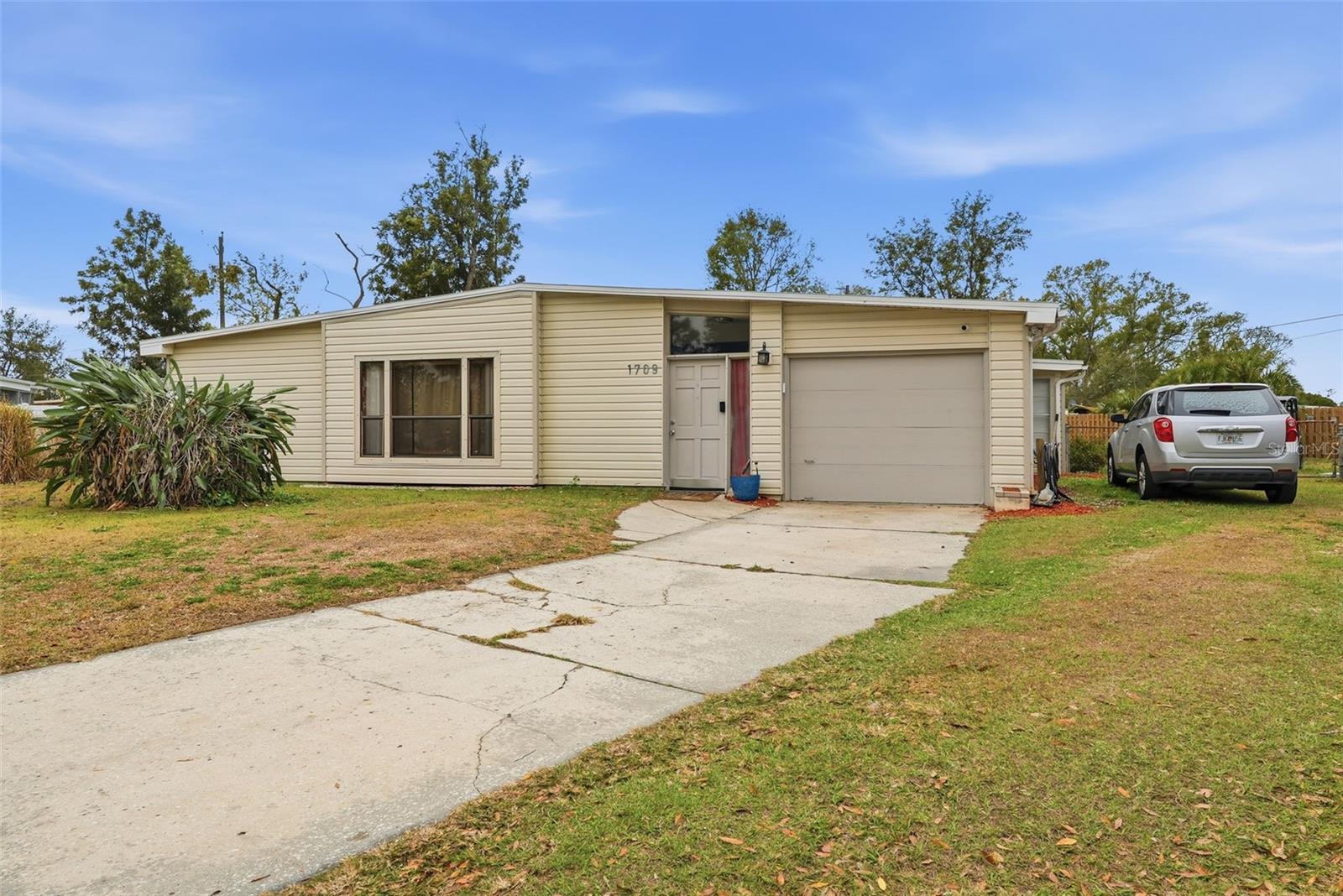 CLAIR MEL CITY UNIT 9 - Residential