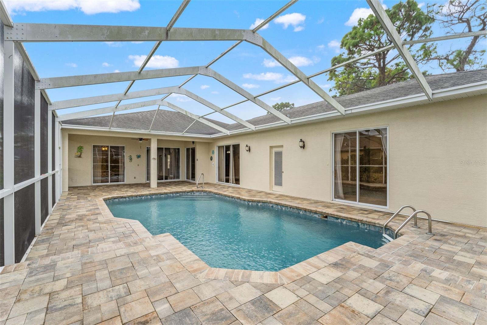 PRISTINE PLACE PH 5 - Residential