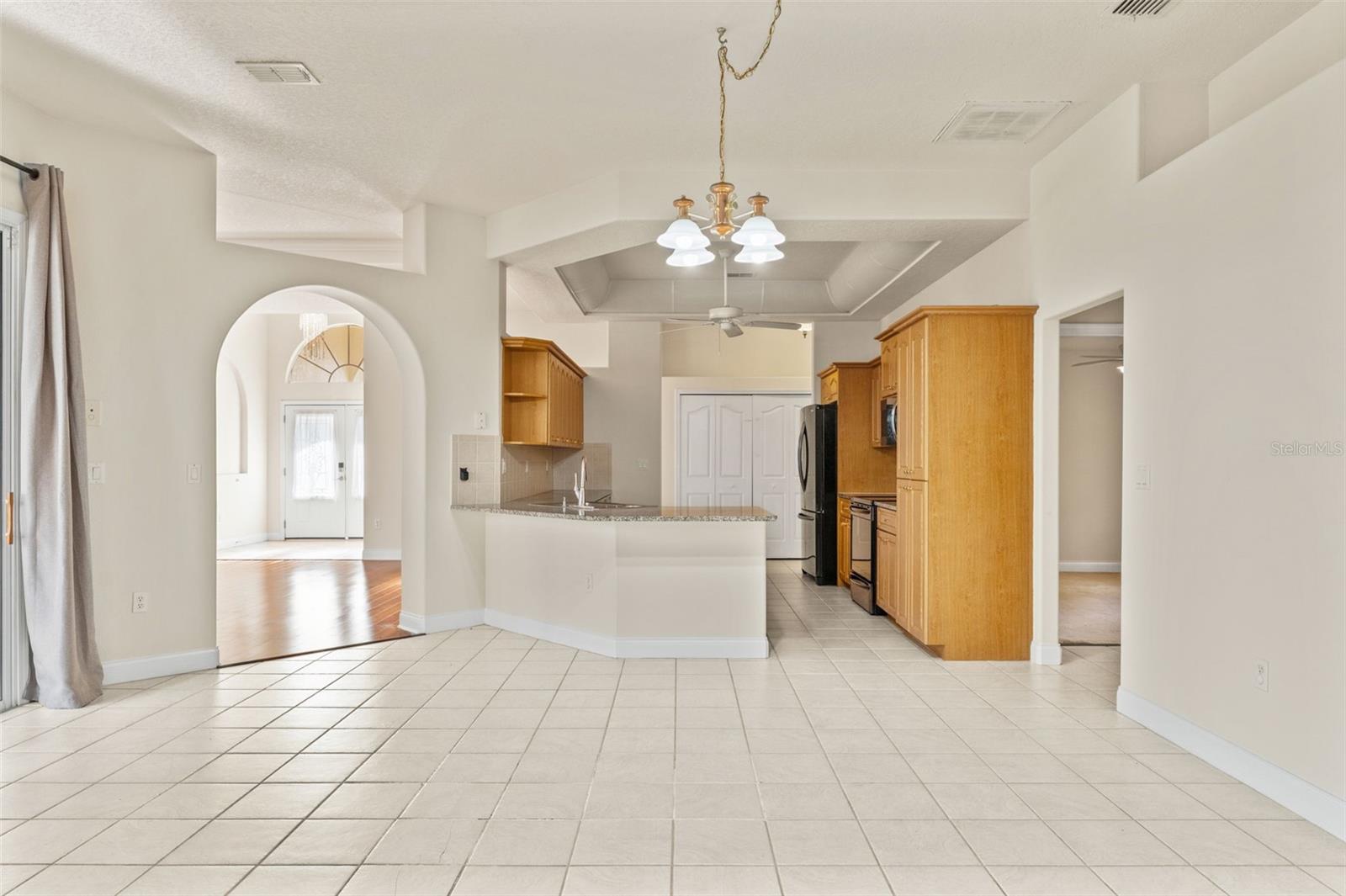 PRISTINE PLACE PH 5 - Residential