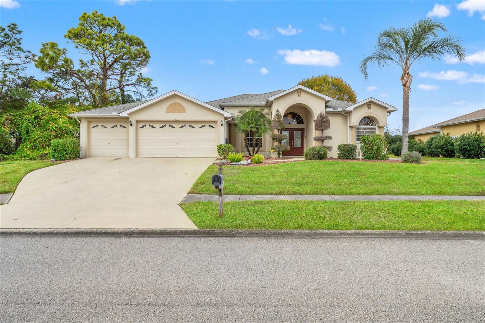 PRISTINE PLACE PH 5 - Residential