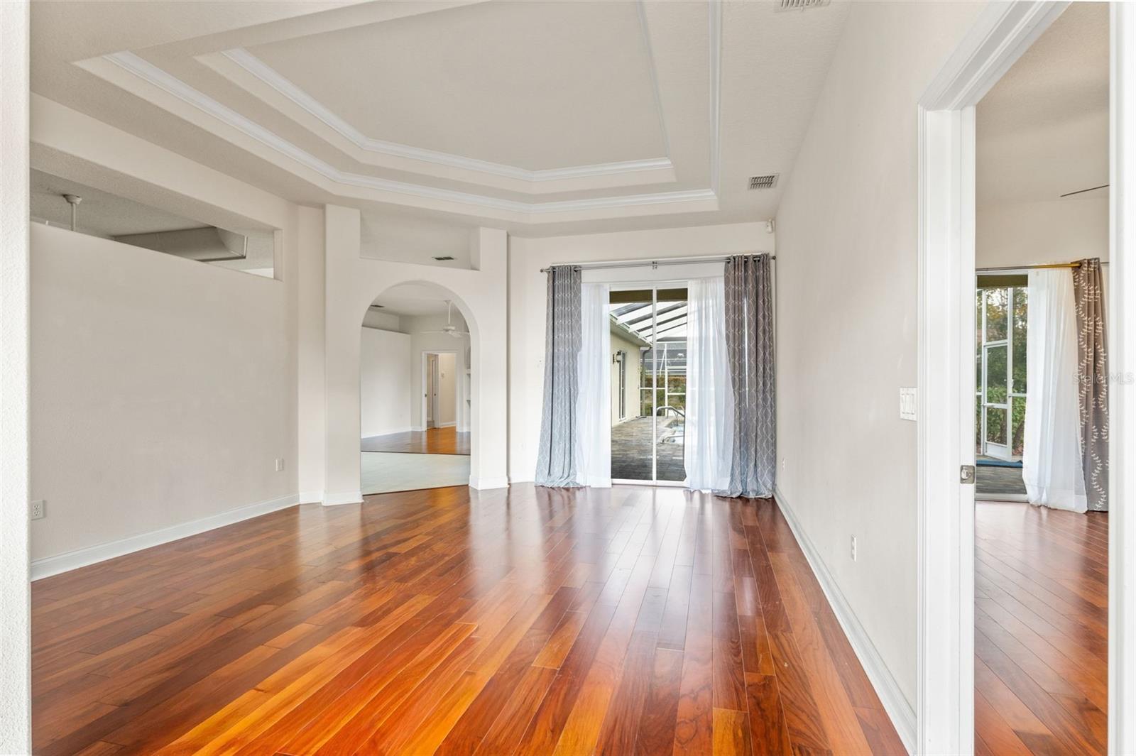 PRISTINE PLACE PH 5 - Residential