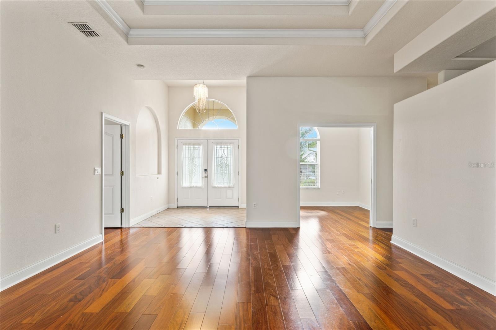 PRISTINE PLACE PH 5 - Residential