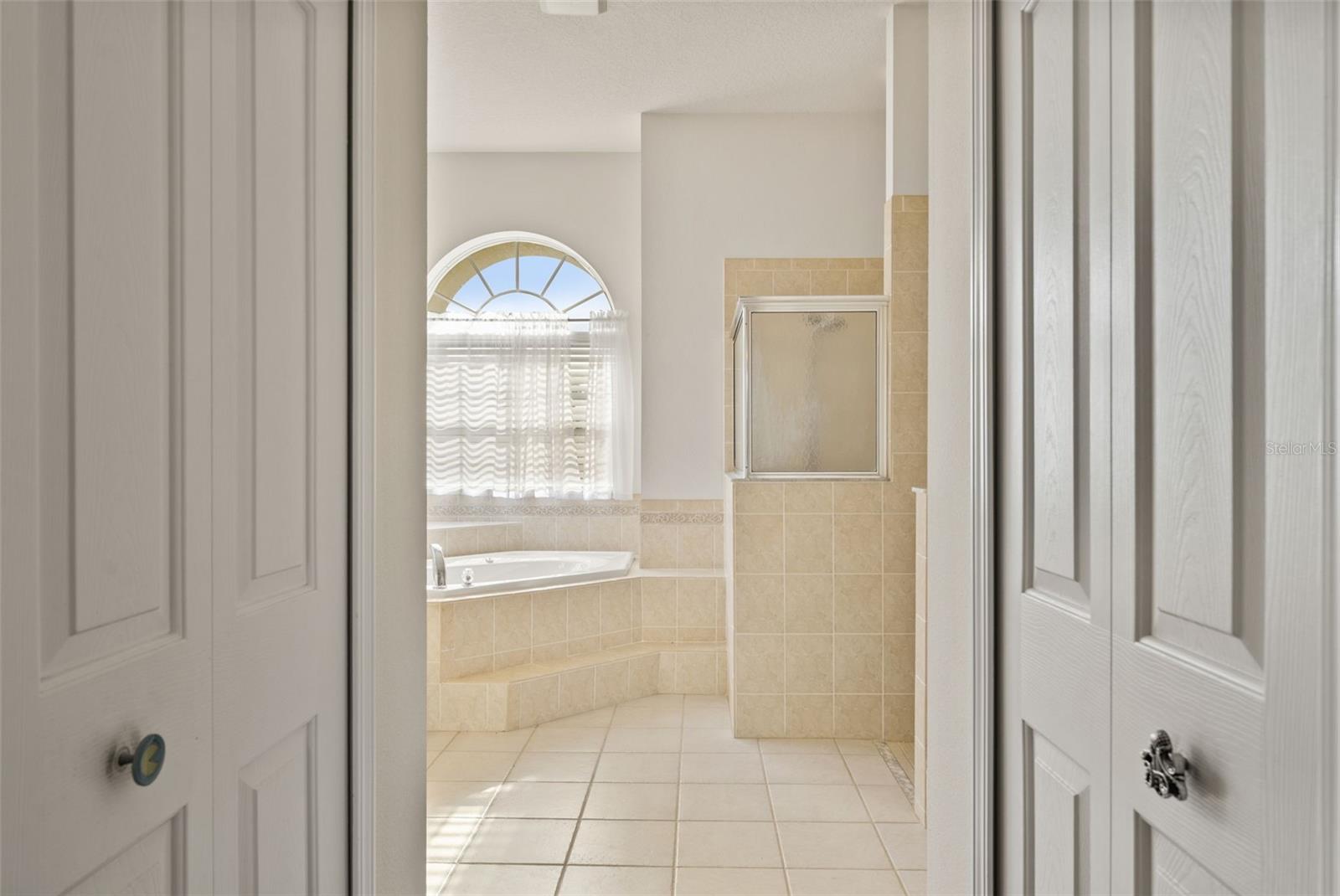 PRISTINE PLACE PH 5 - Residential