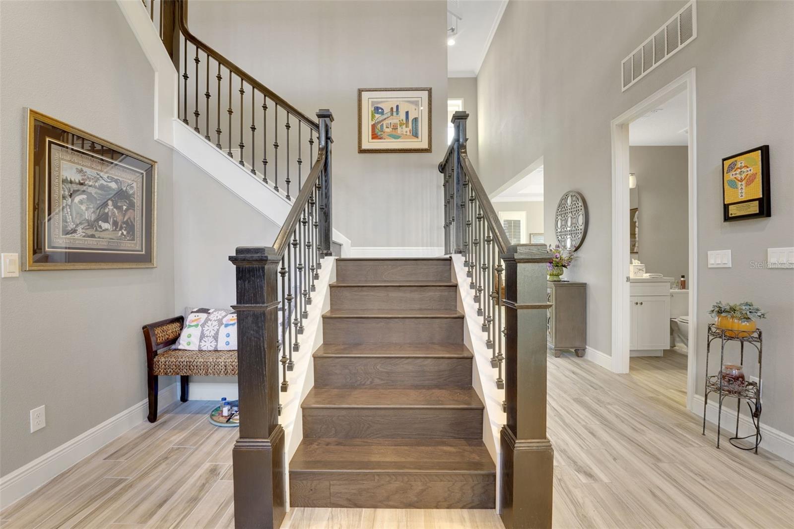 STEEPLE CHASE - Residential