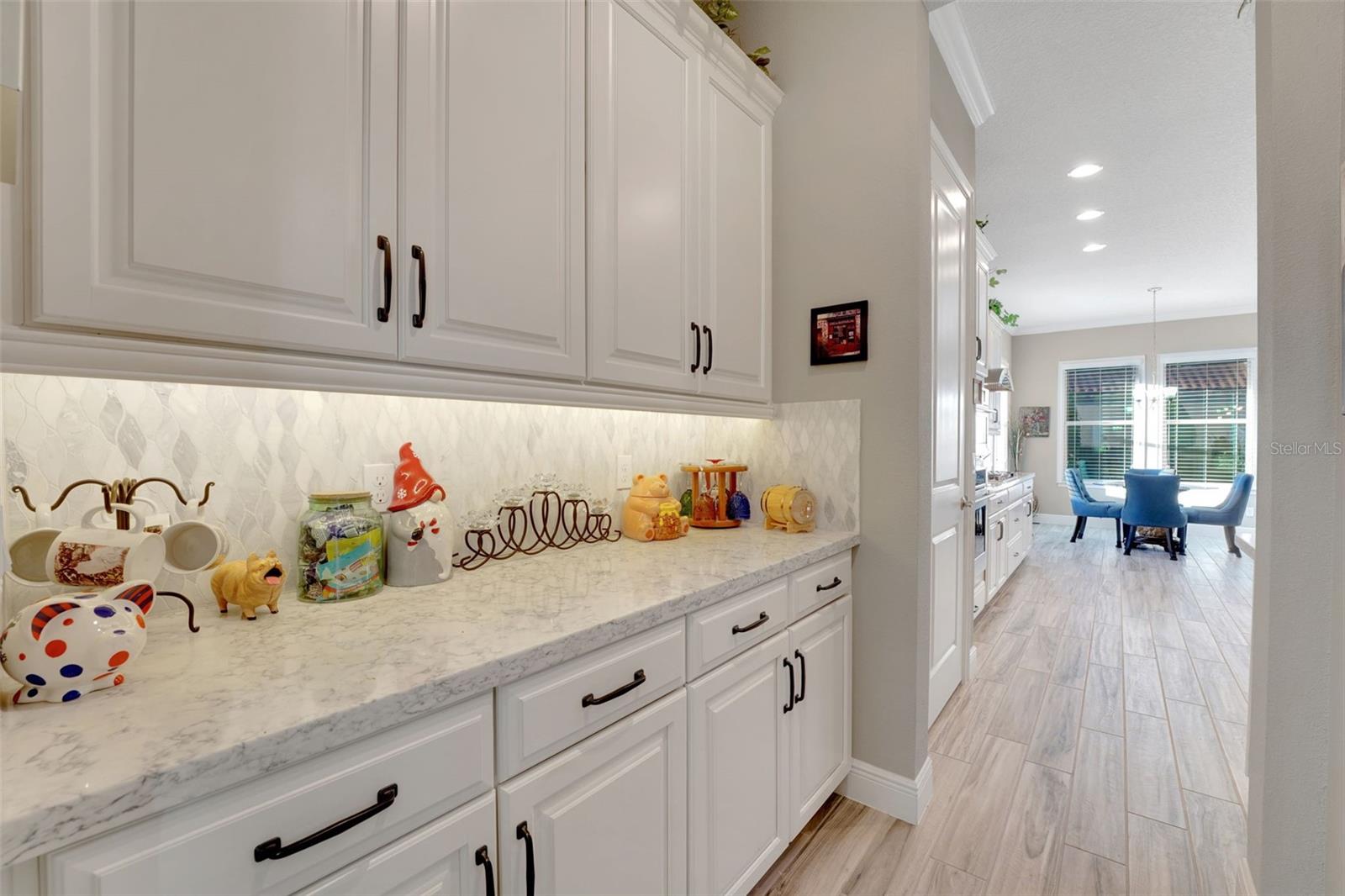 STEEPLE CHASE - Residential