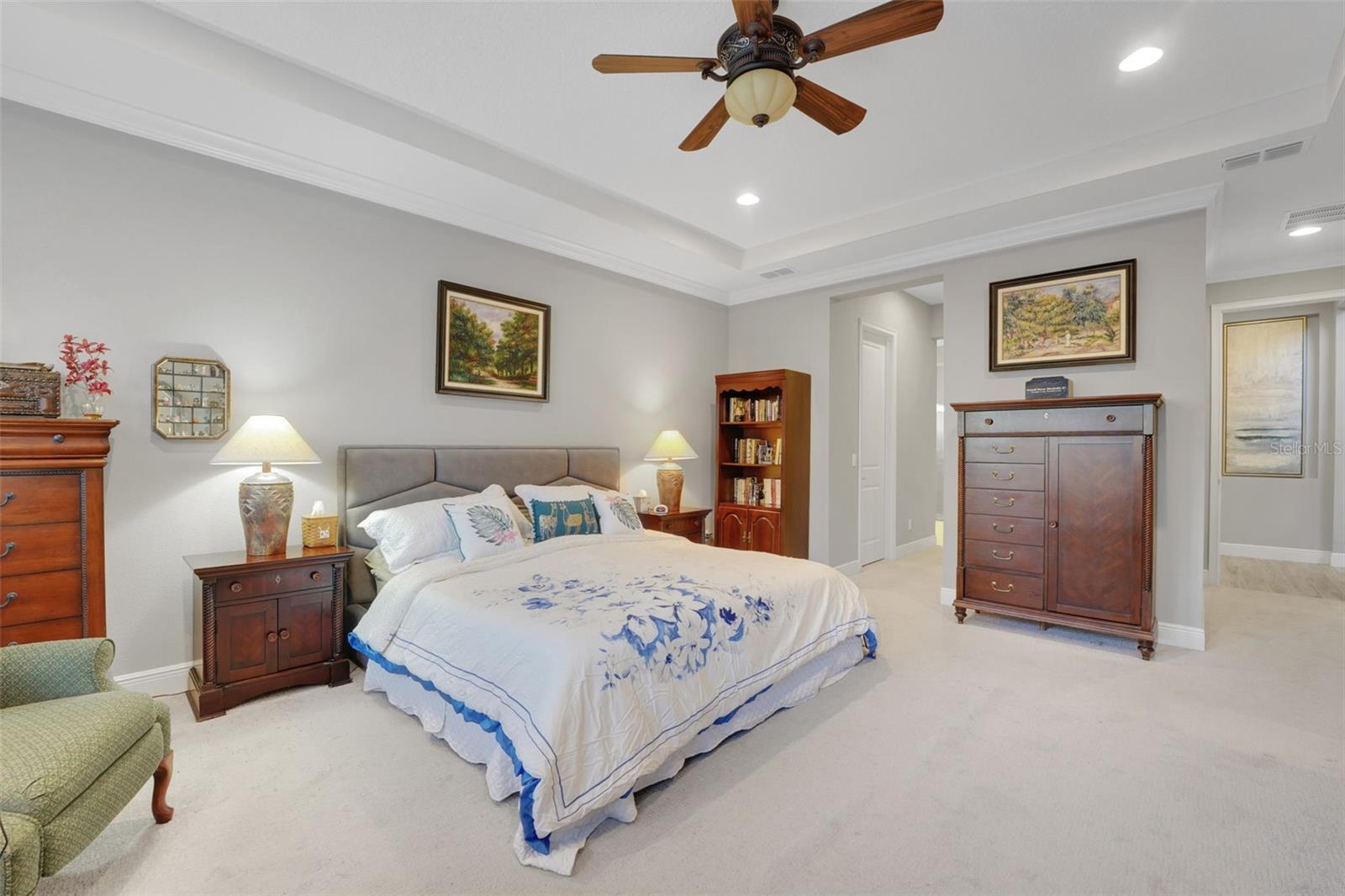 STEEPLE CHASE - Residential