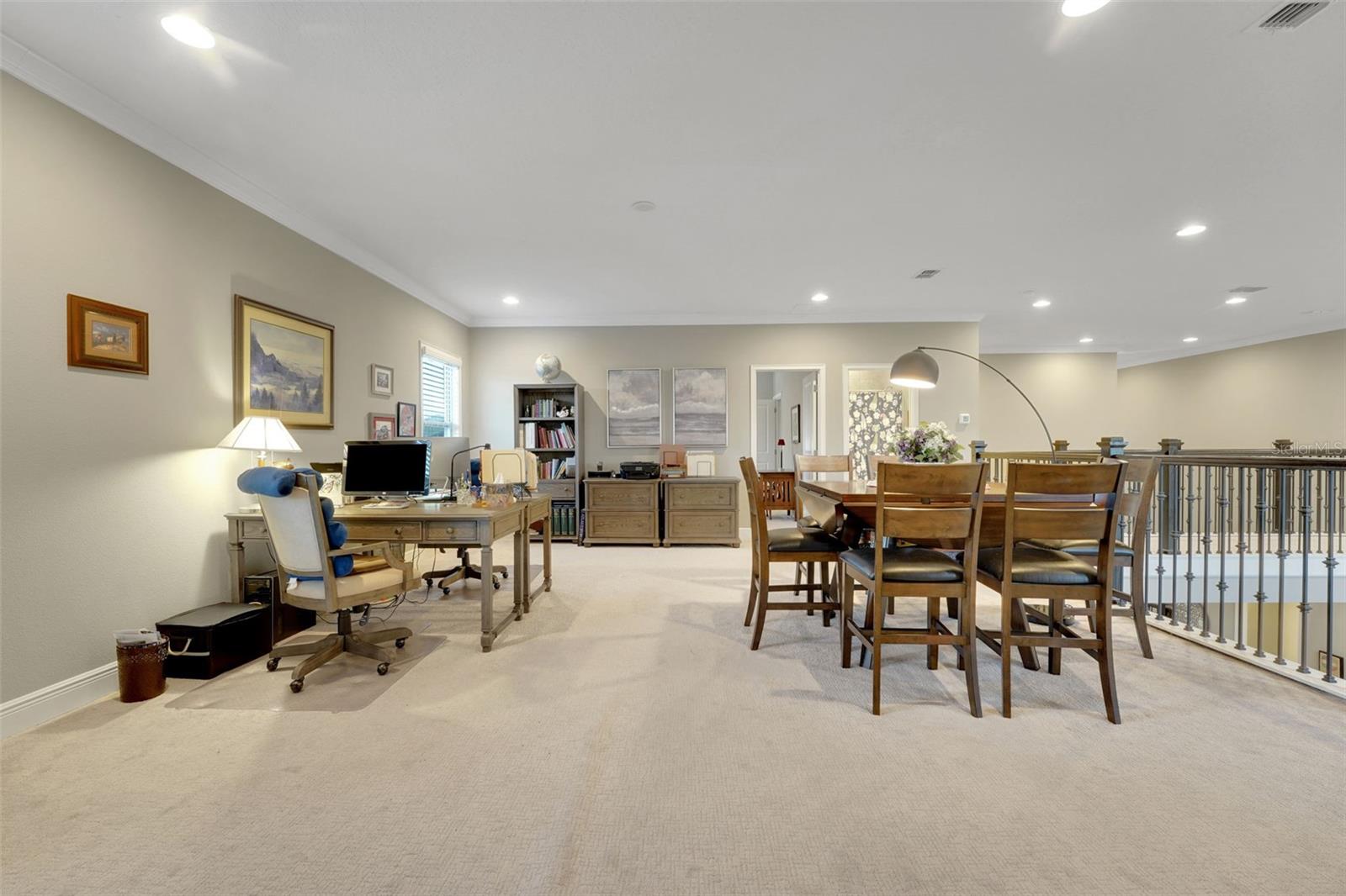 STEEPLE CHASE - Residential