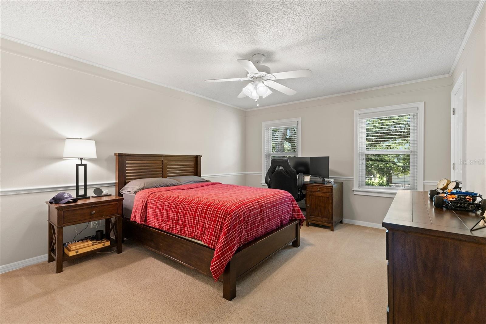 VILLA ROSA PARK - Residential Lease