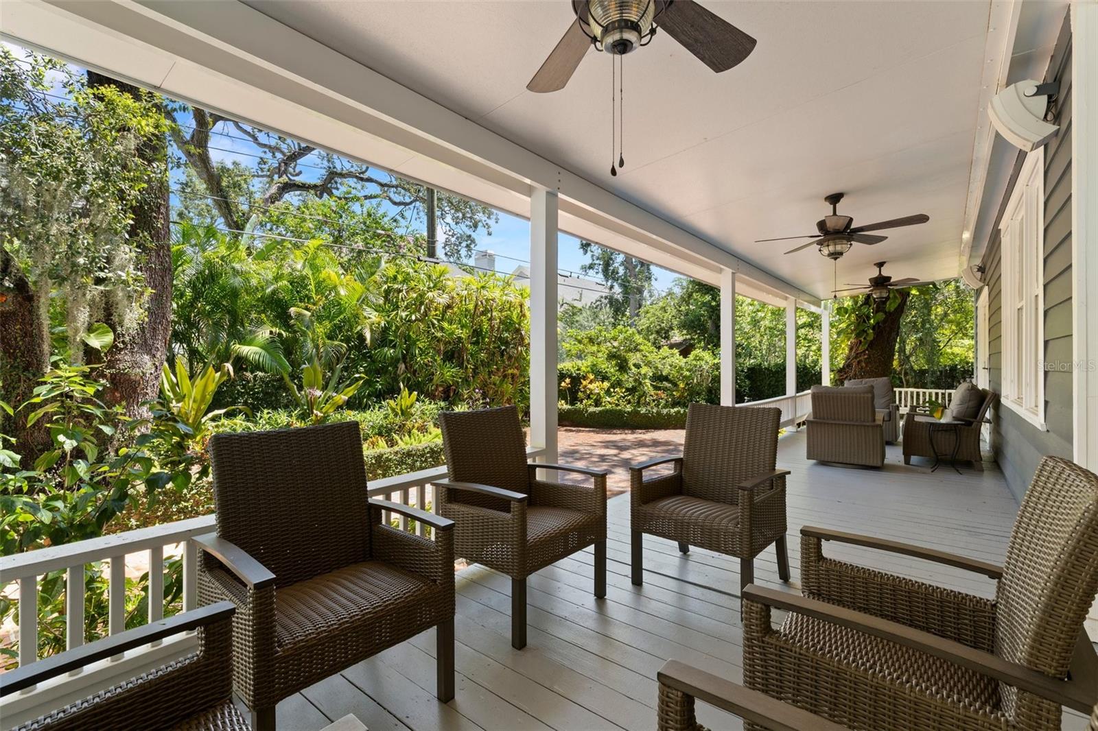 VILLA ROSA PARK - Residential Lease