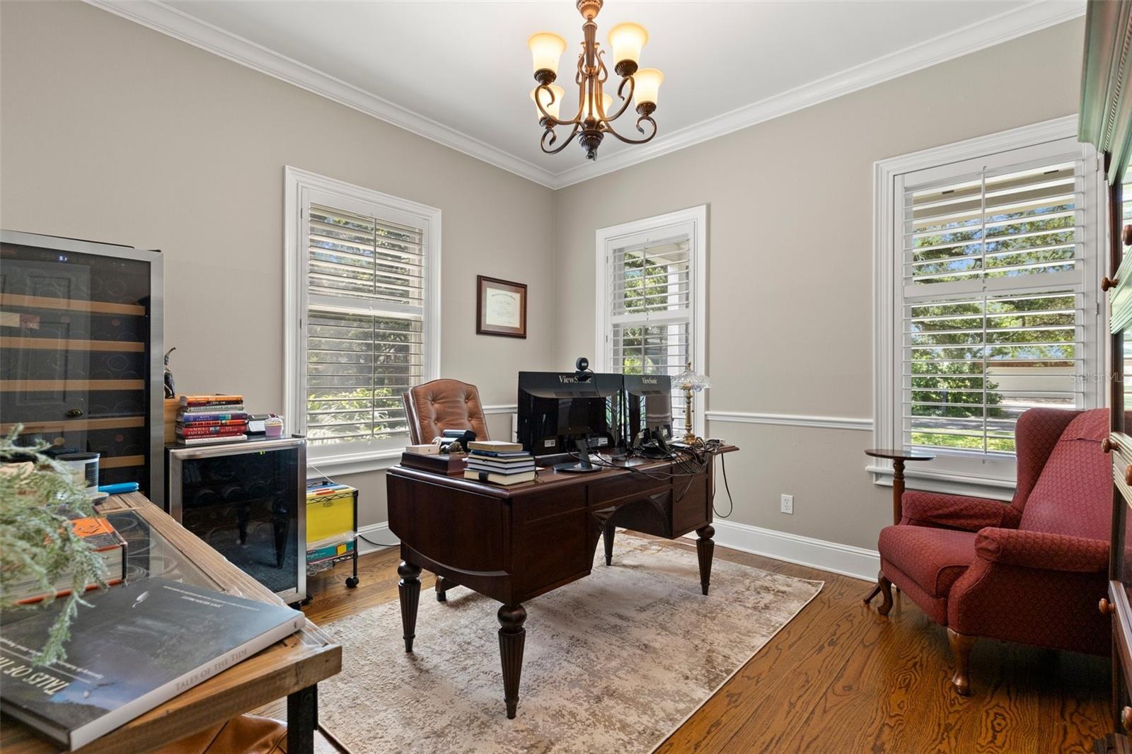 VILLA ROSA PARK - Residential Lease