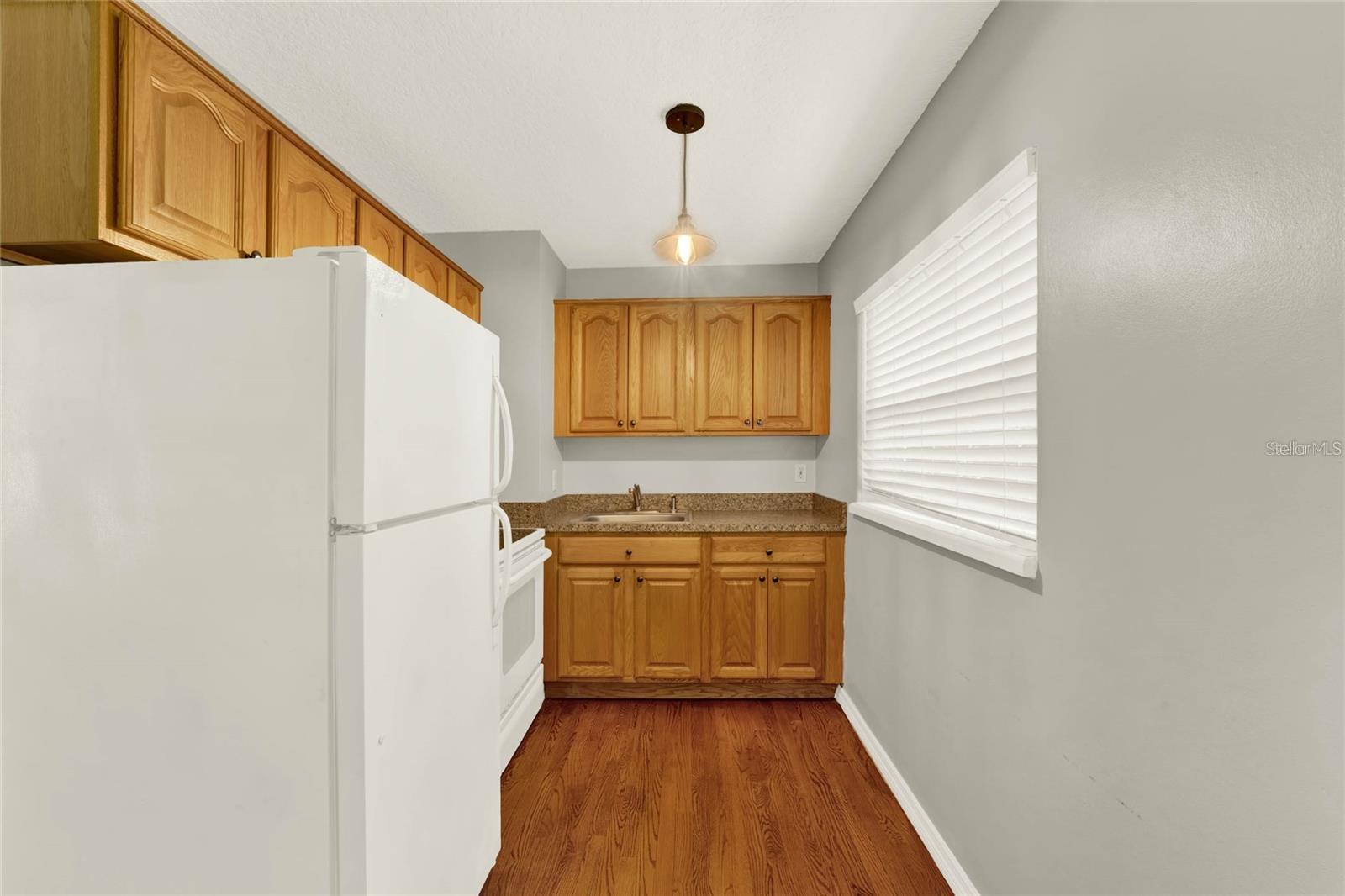 ORANGE PARK SUB - Residential Lease