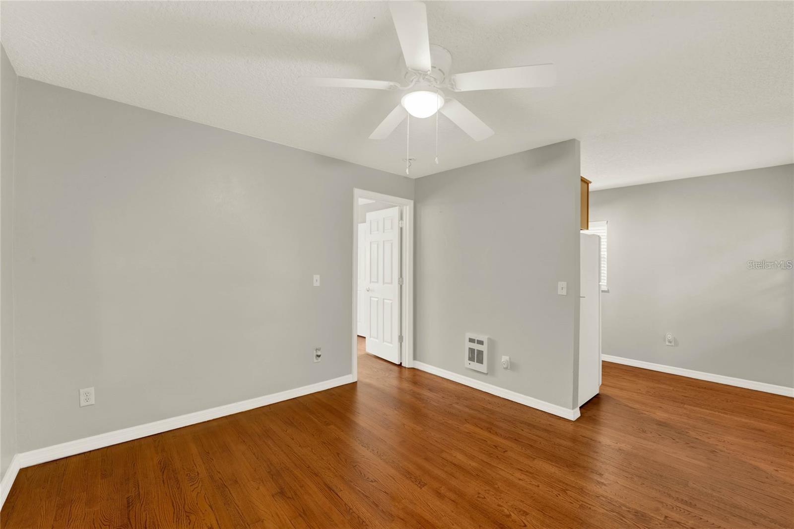 ORANGE PARK SUB - Residential Lease