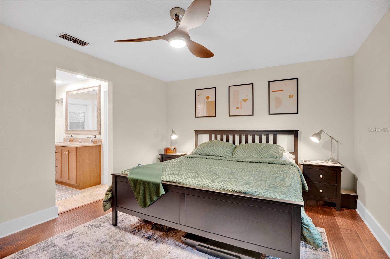 HARBOR EAST - Residential