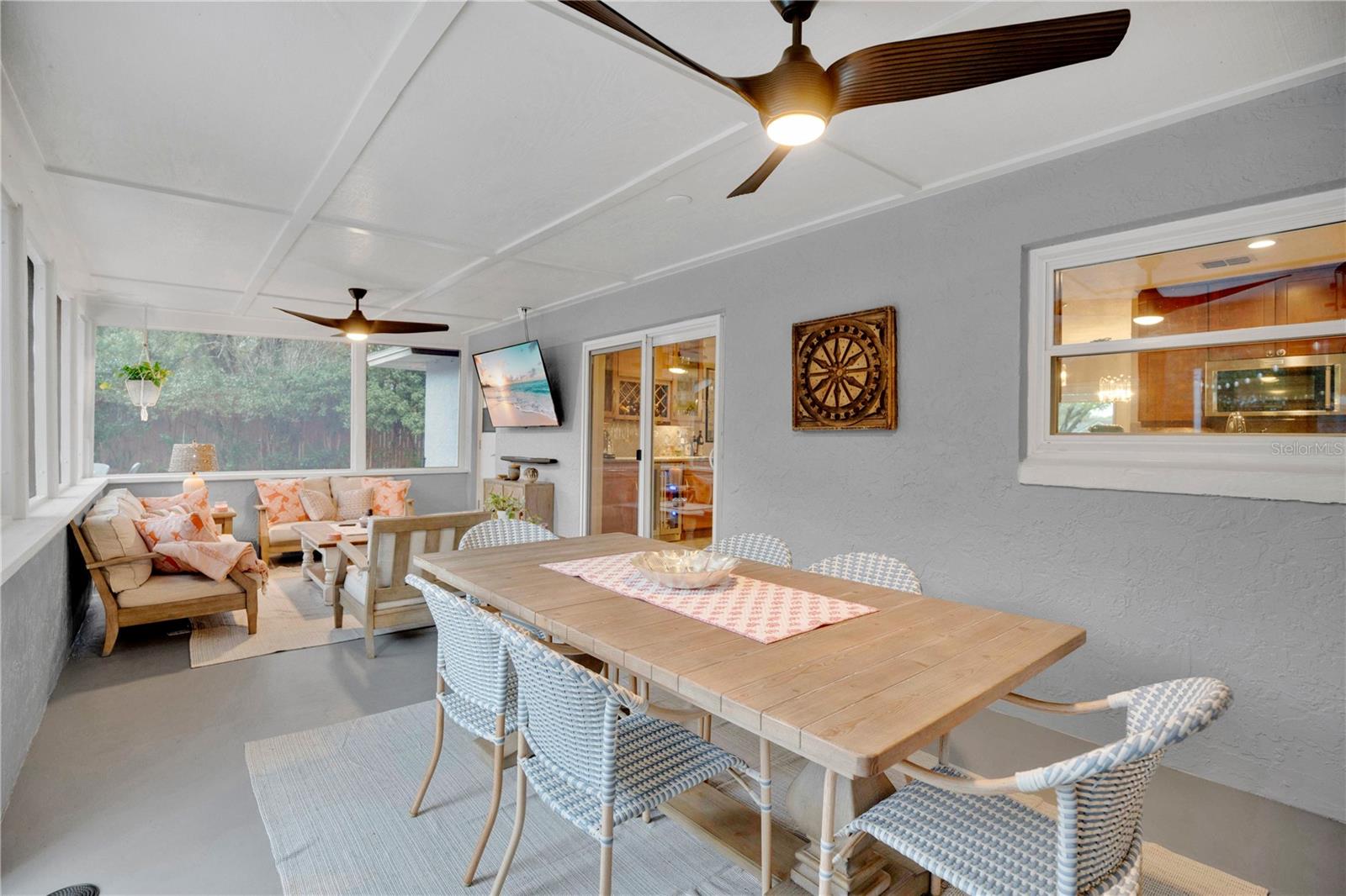 HARBOR EAST - Residential