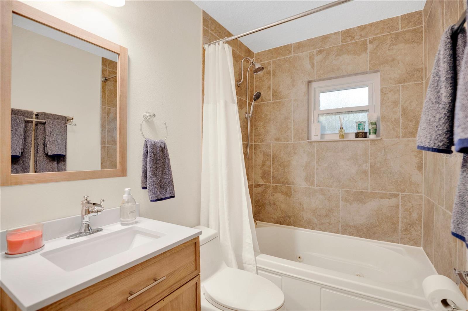 HARBOR EAST - Residential