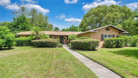 Single Family Residence in ORLANDO FL 1721 OVERLAKE AVENUE.jpg