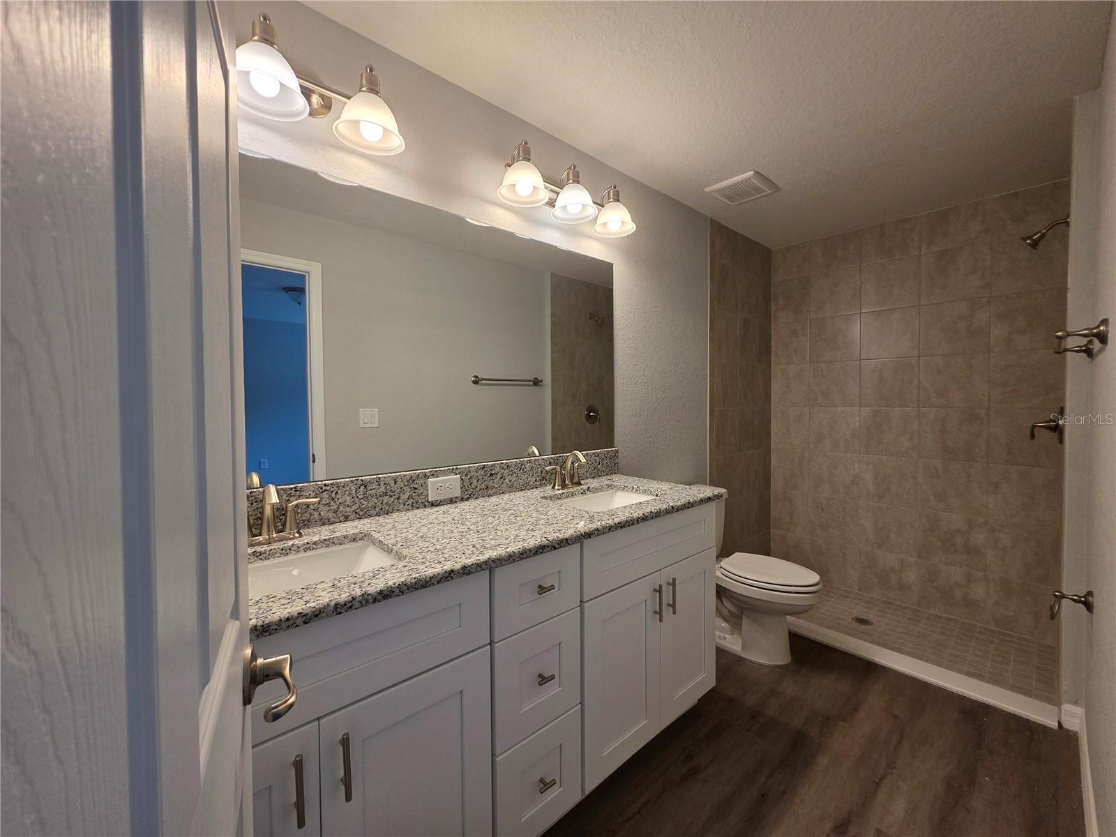 RAINBOW LAKES ESTATE - Residential