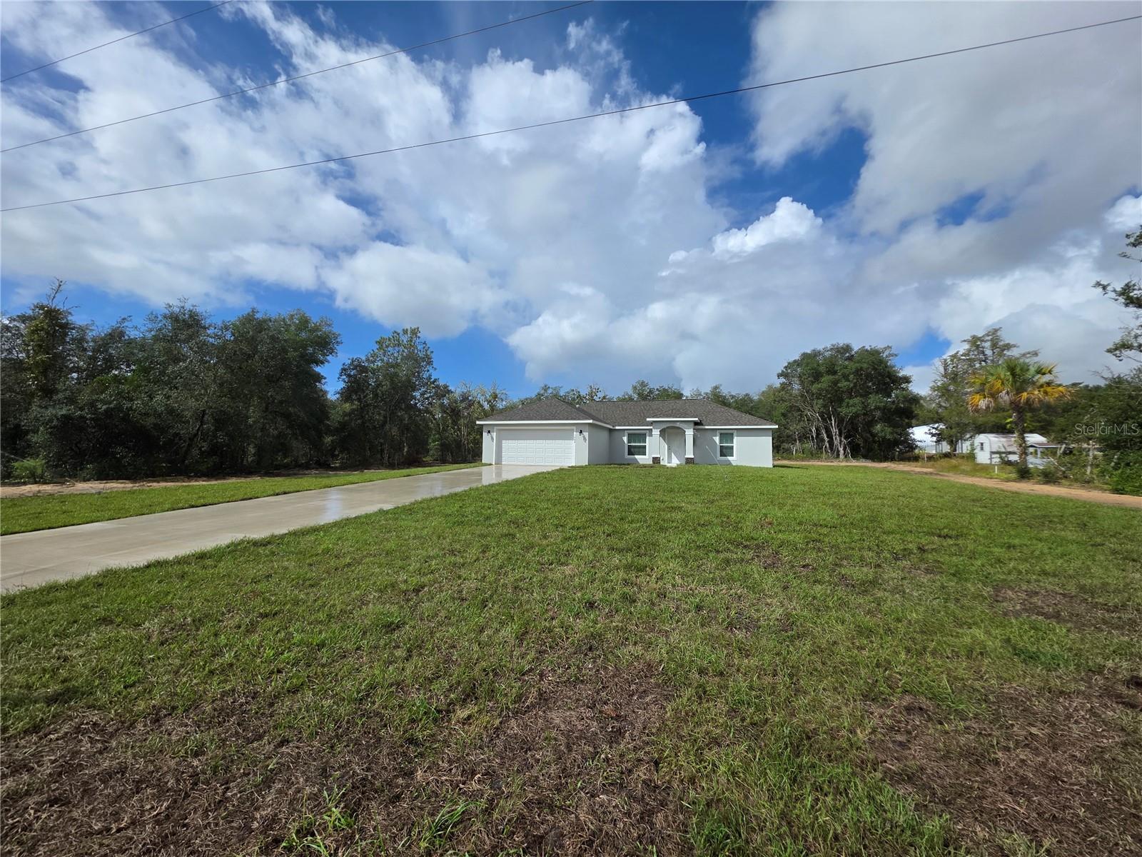 RAINBOW LAKES ESTATE - Residential