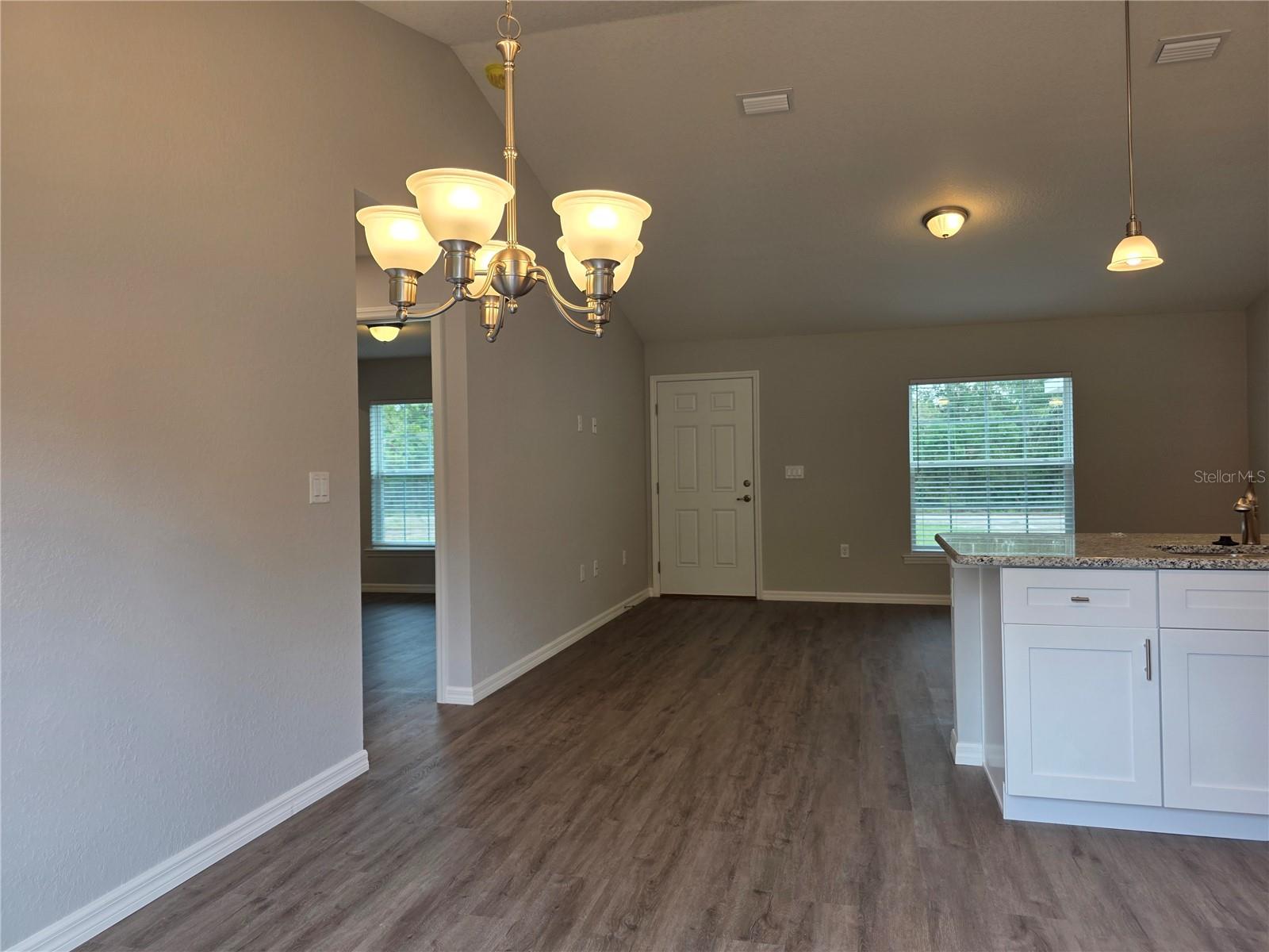 RAINBOW LAKES ESTATE - Residential