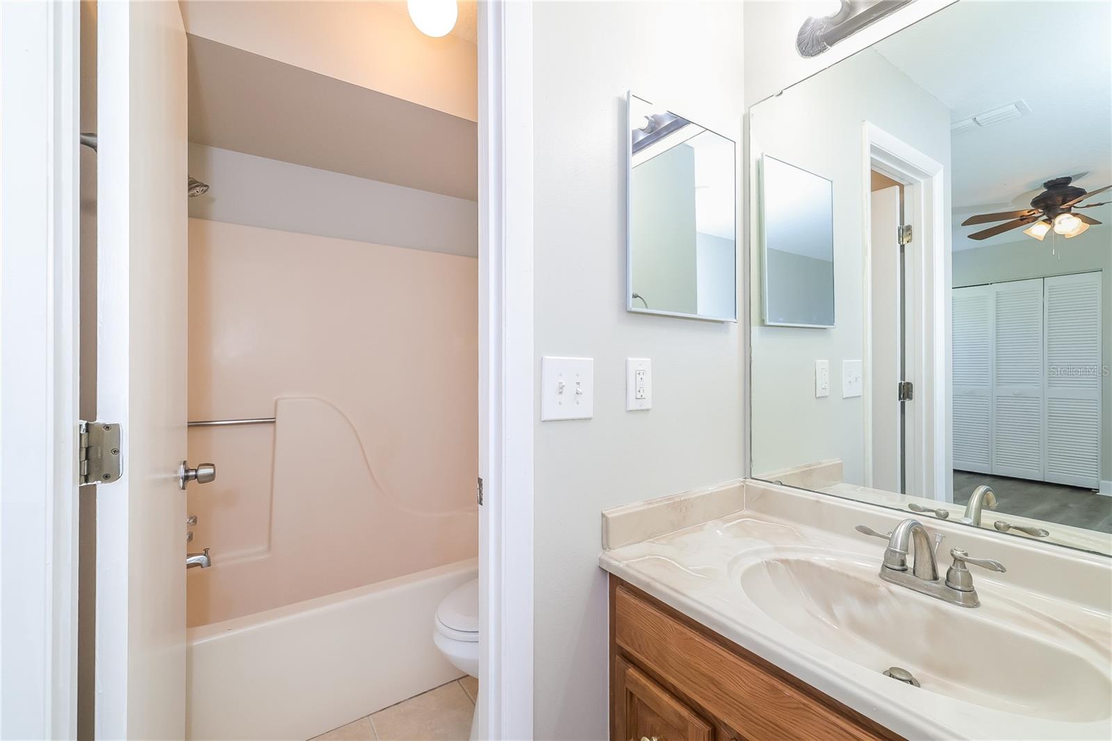 KINGS POND PH 1 - Residential Lease
