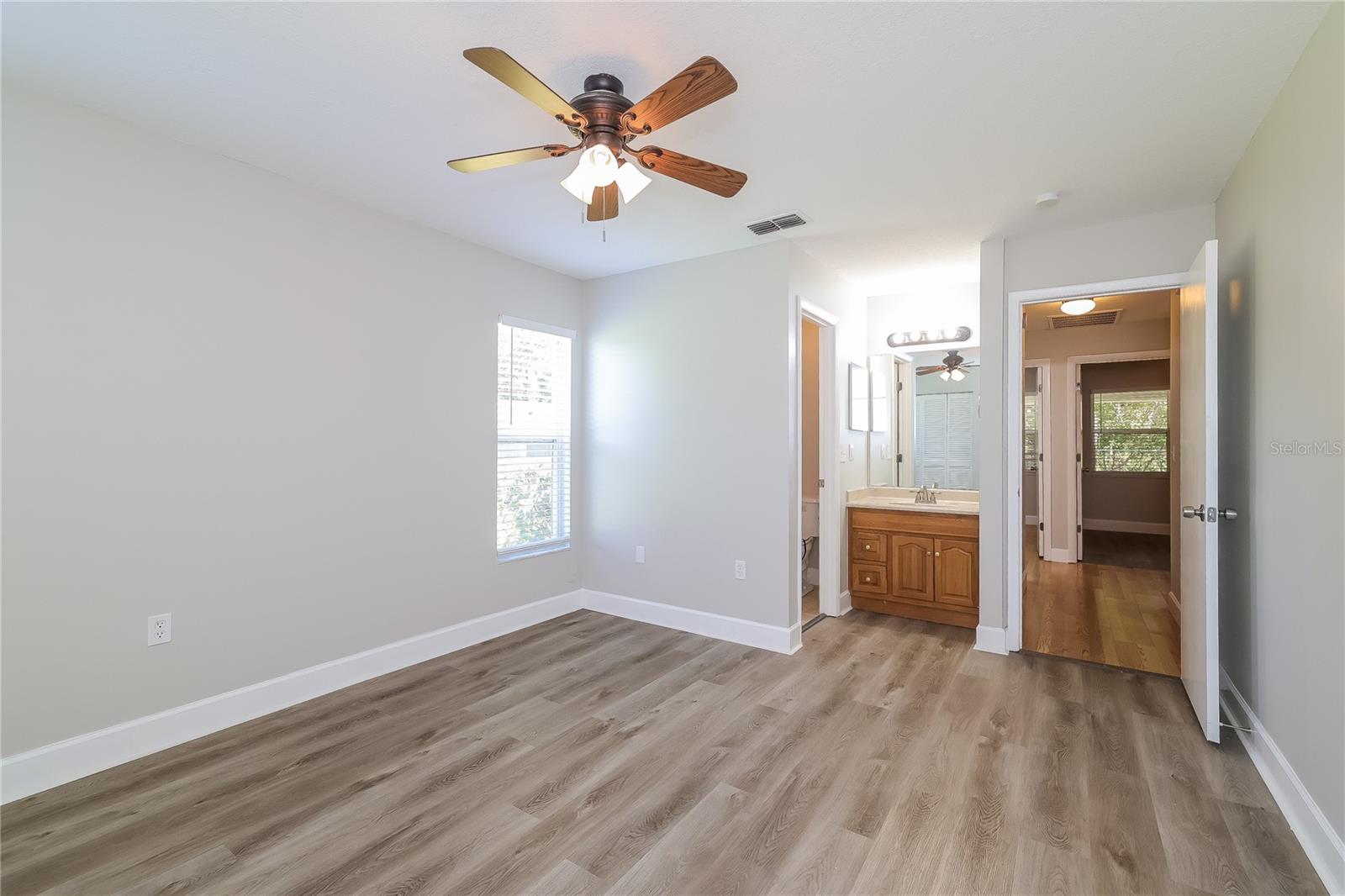 KINGS POND PH 1 - Residential Lease